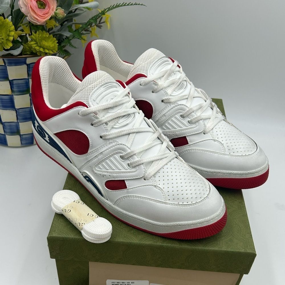 Men’s Gucci, leather low top basket sneakers size 12 made in Italy